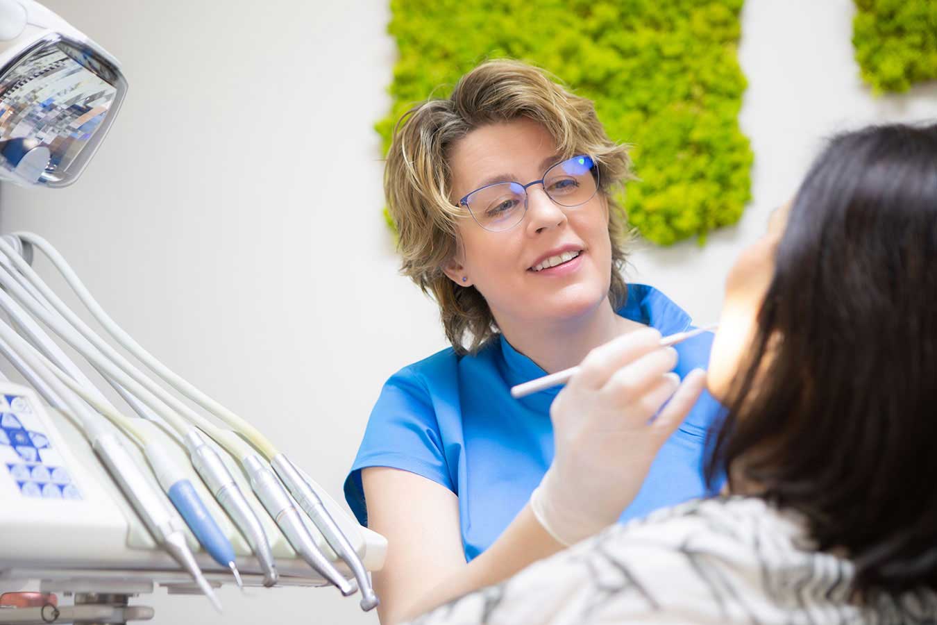 Dr. Breiter Mónika | Fogszakorvos